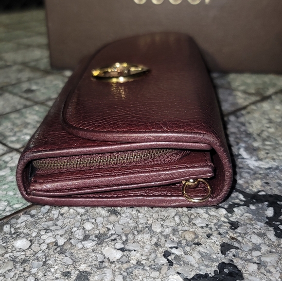 Gucci GG Interlocking 1973 Leather Purple Chain Wallet Authentic Brand New - Picture 16 of 17